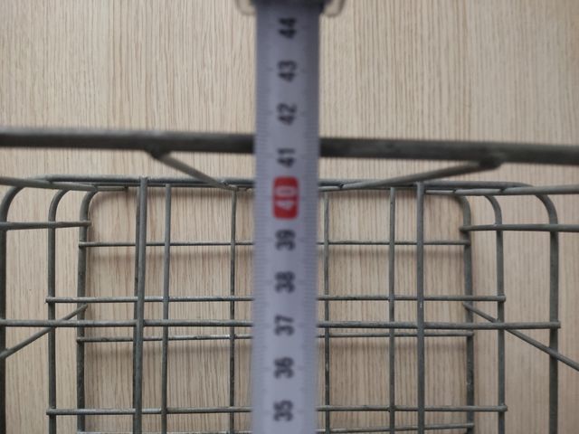 VECCHIA SCATOLA/CESTINO IN METALLO PER BOTTIGLIE