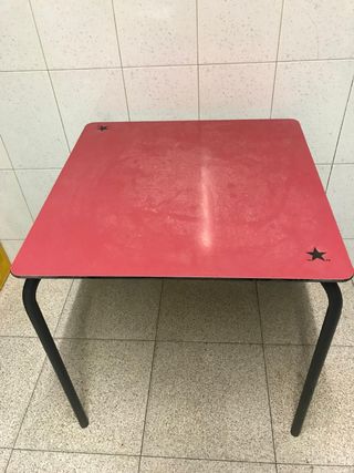 Mesa terraza roja - metal, plástico