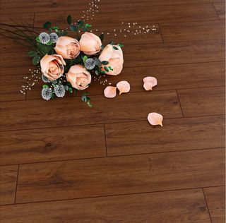 Suelo vinílico autoadhesivo PVC efecto madera