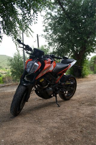 KTM Duke 125 (2019) + accesorios