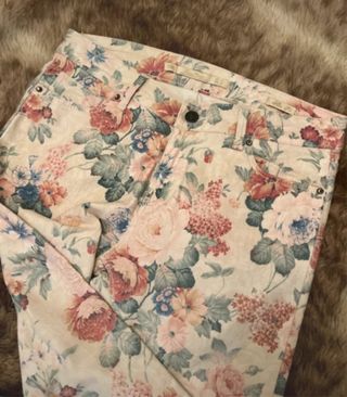 Pantalones pitillo Zara florales