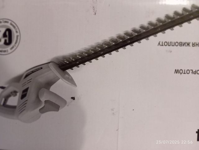 Cortasetos eléctrico YT5309-04