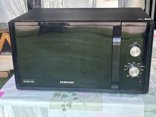 Microondas Samsung negro - como nuevo