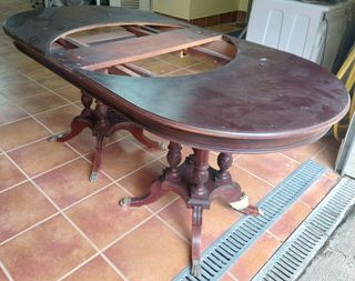 Mesa mármol salón antigua.