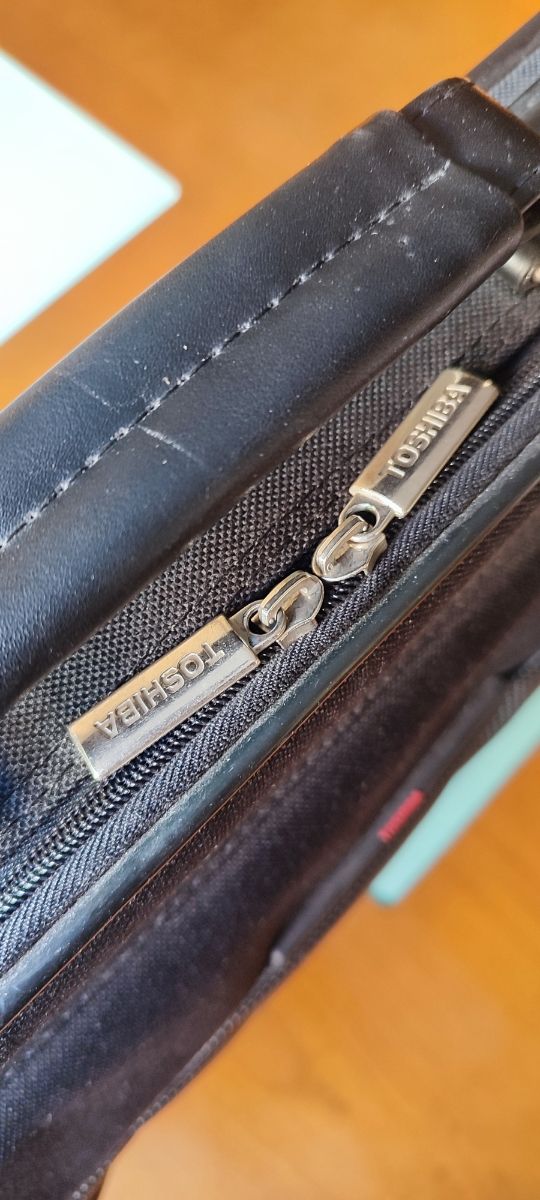 Maletín Toshiba - Bolso Portátil