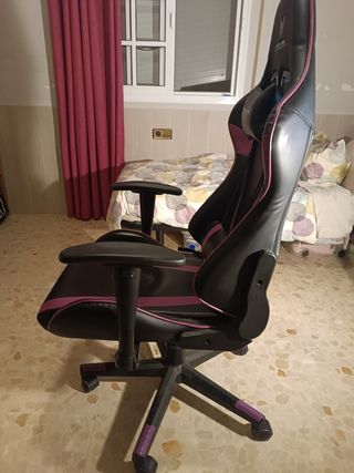 Silla Gaming Oversteel Morada y Negra Reclinable