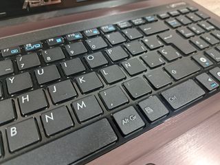 Portátil ASUS A53S i7 2670QM 16GB 240SSD GT610 2GB