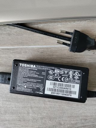 Portátil Táctil Toshiba Convertible 11.6” + Funda