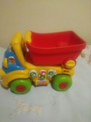Camión Correpasillos con Sonidos  Baby Clementoni.