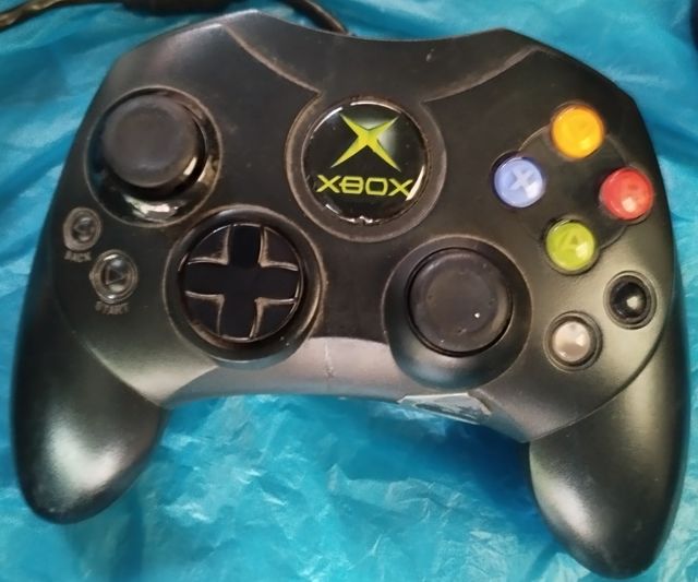 Xbox edición limitada Hulk/Pepsi verde + complem.