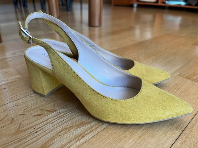 Zapatos amarillos Graceland