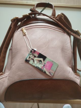 Mochila rosa y marrón
