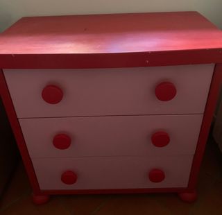 Cameretta Ikea rosa armadio 60€ cassettiera 40€