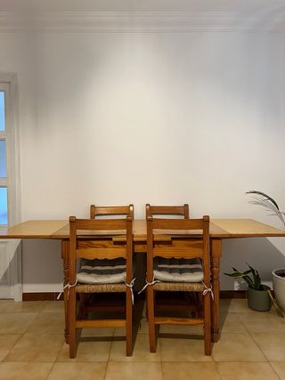 Mesa Comedor Madera + 4 Sillas