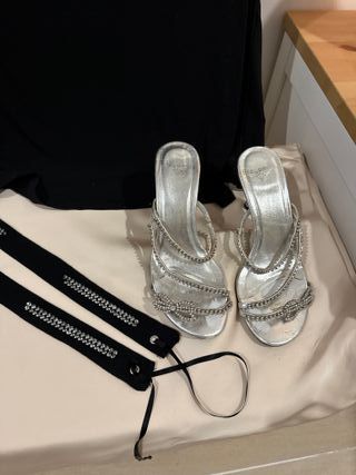 Vestido negro fiesta & regalo sandalias