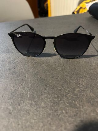 Ray-Ban Erika RB3539 Occhiali da sole unisex