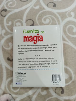 CUENTOS DE MAGIA (Spanish Edition)