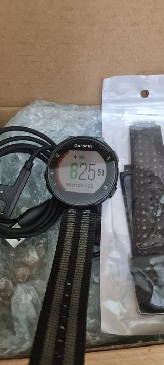 Garmin Forerunner 235 GPS 