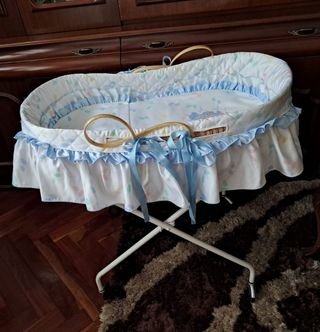 Cuna Moisés mimbre bebé