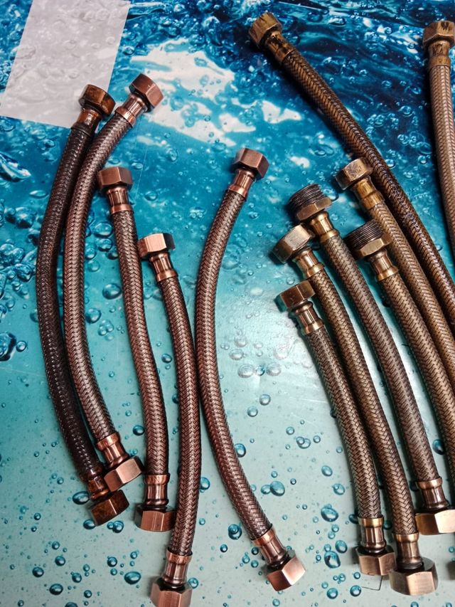 Conectores 3/8" - Latiguillos en bronce y cobre