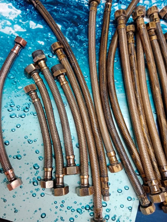 Conectores 3/8" - Latiguillos en bronce y cobre