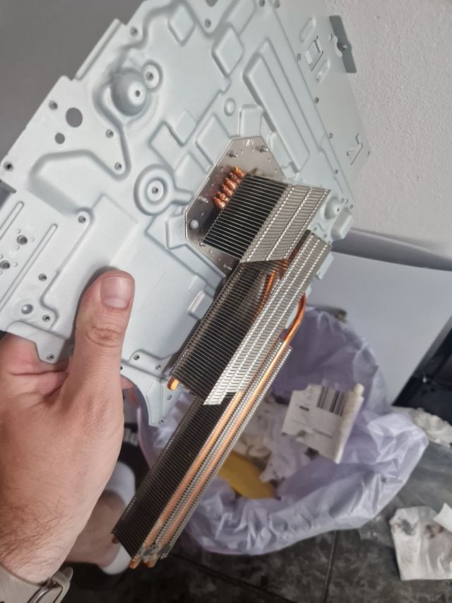 Reparación PS5 – Se apaga, no enciende, limpiez