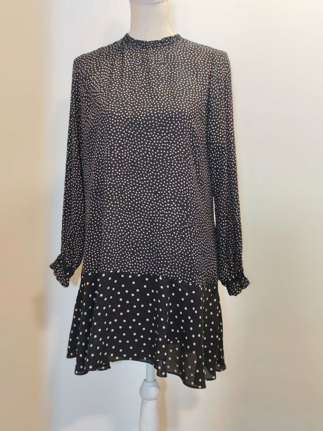 Vestido lunares negro y blanco
