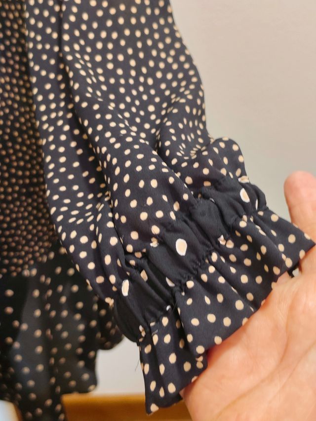 Vestido lunares negro y blanco