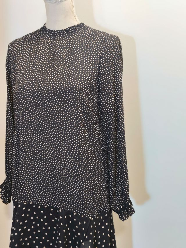 Vestido lunares negro y blanco