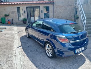 Opel Astra 2004