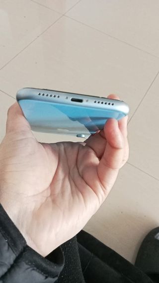 iPhone XR 128GB - azul