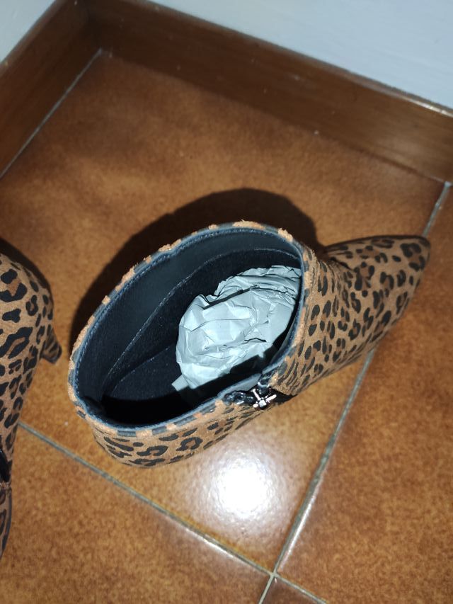 Stivaletti leopardati - tacco basso