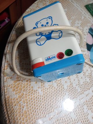 Calienta biberones Chicco y 1 peluche