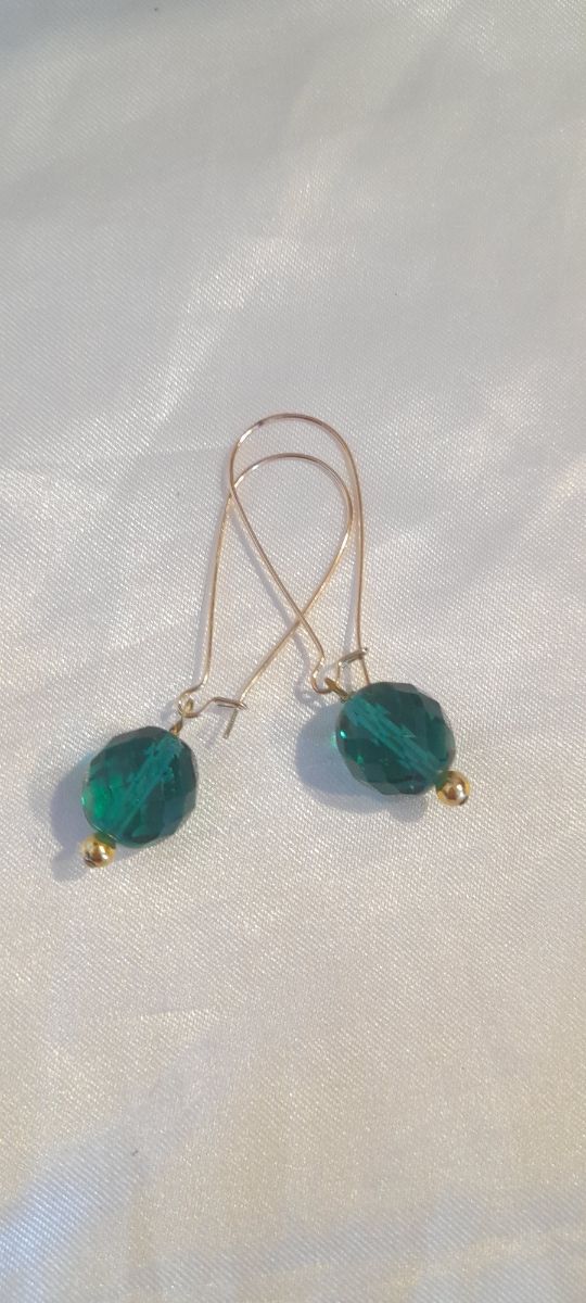 Orecchini pendenti oro verde