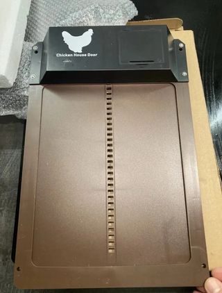 Porta Automatica per Pollaio Galline Con Sensore 