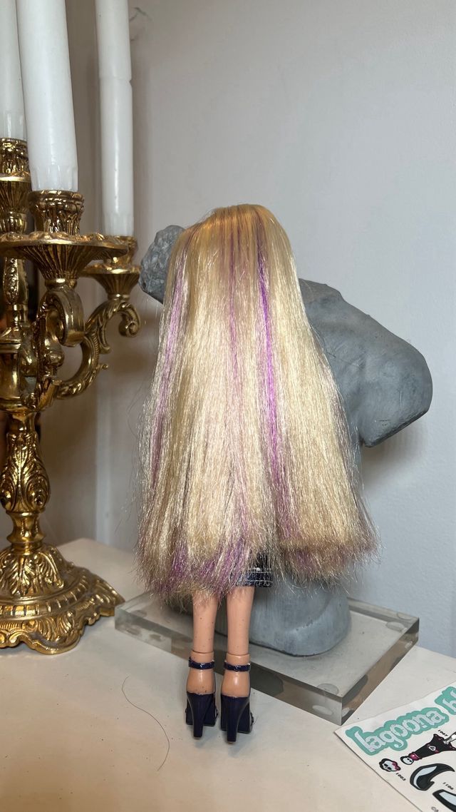 Muñeca Bratz pelo mágico