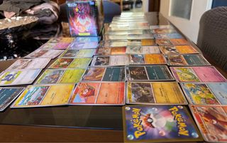 Carte Pokemon: Giapponesi, Cinesi & Charizard