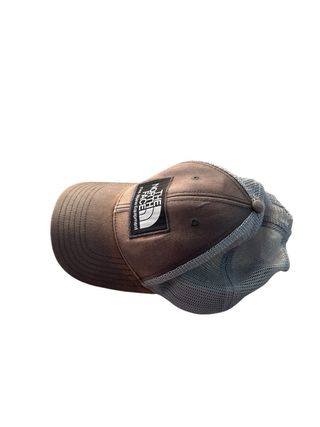Cappello The North Face Marrone Grigio