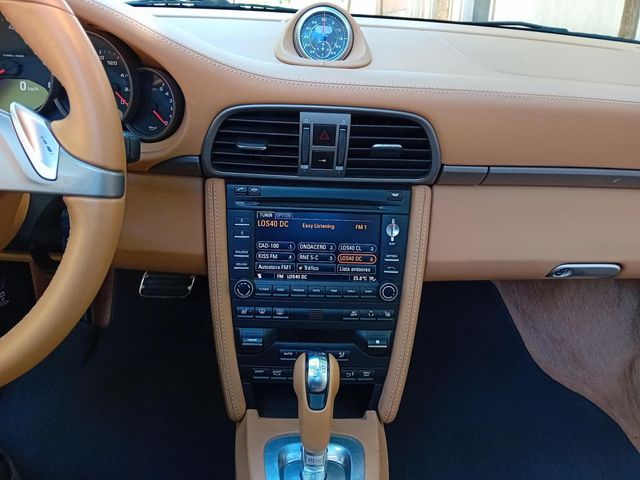 Porsche 911 Carrera 4 Cabrio