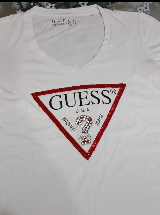 Camiseta Guess blanca