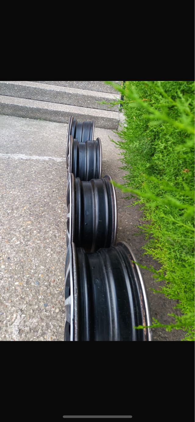 4 Llantas coche 15”usadas