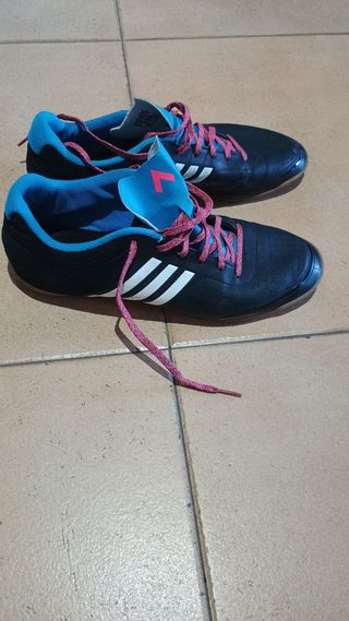 Zapatillas Adidas Futsal - N° 43