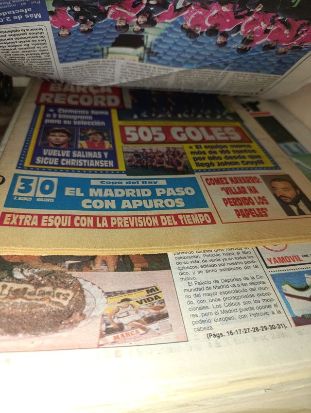 ( 50€ el lote) Guías Marca Liga Fútbol