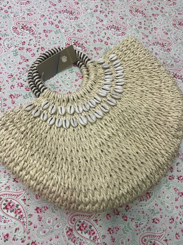 Mia Larouge saco de vime bege