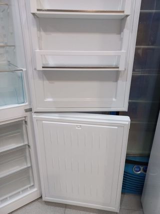 NEVERA LIEBHERR COMBINADA NOFROST SEGUNDAMANO