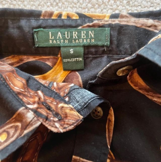 Camisa Ralph Lauren preta e dourada