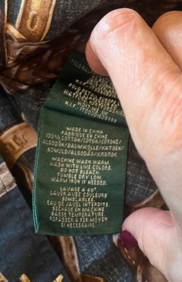 Camisa Ralph Lauren preta e dourada