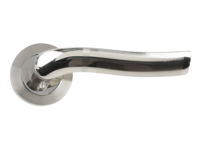 5 Juegos de manillas de Leroy Merlin.