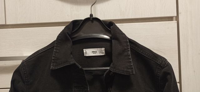 Cazadora vaquera negra