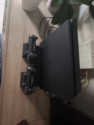 PS4 (PlayStation 4) 1TB + 14 juegos